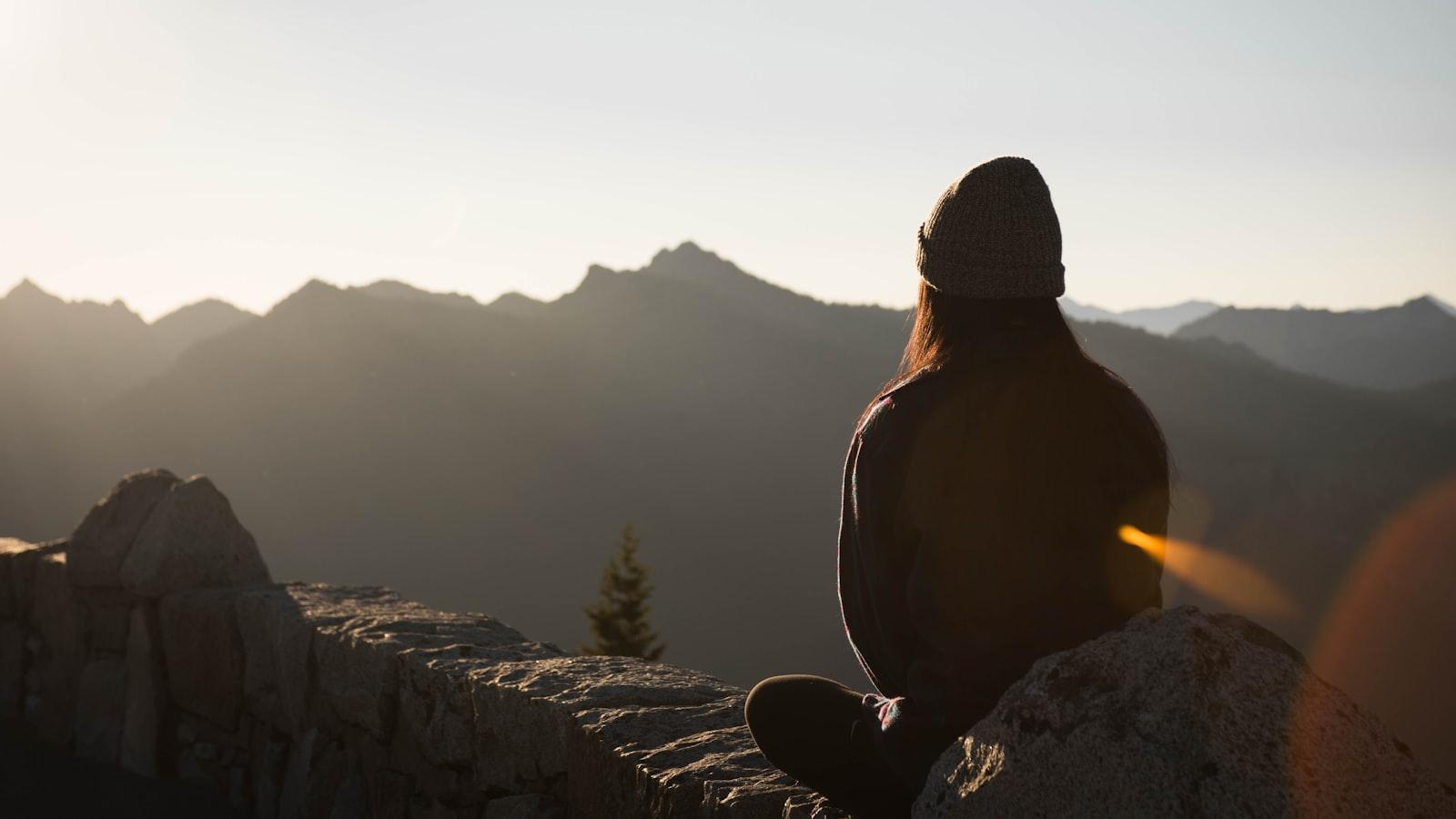 Harnessing​ Mindfulness⁤ Techniques: Practical Tips to Stay Centered in Turbulent Times