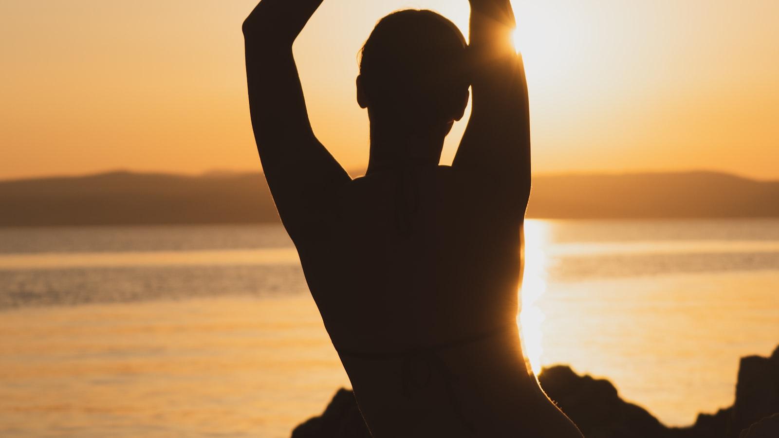 Exploring the Synergy: How Yoga and Pilates Merge to Enhance Physical and ‌Mental Well-being